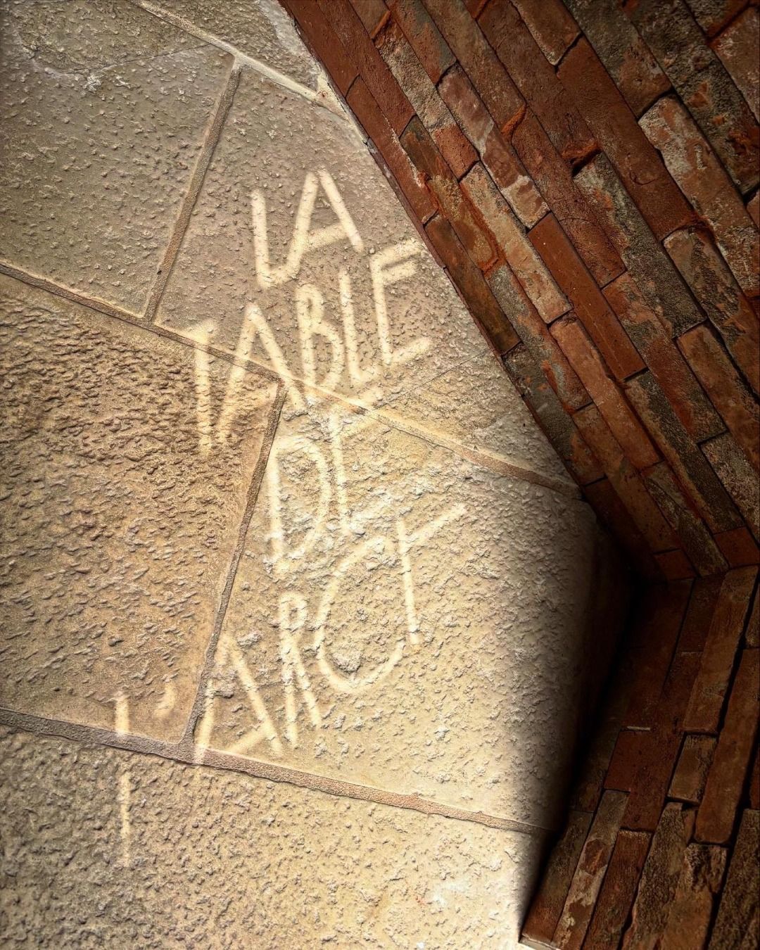 La Table de l'Arche, ambiance conviviale à Beaune